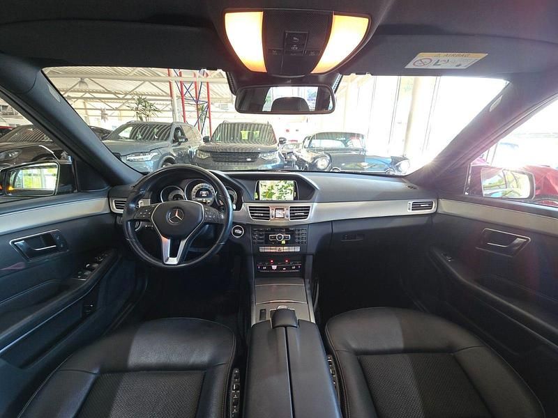 Second-hand Mercedes E250 204 CP (150 kW) 2013 Negru Berlinǎ