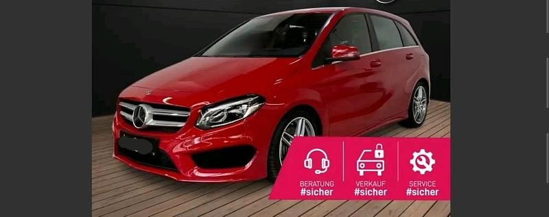Gebraucht Mercedes B220 177 PS (130 kW) 2018 Rot Van / Kleinbus