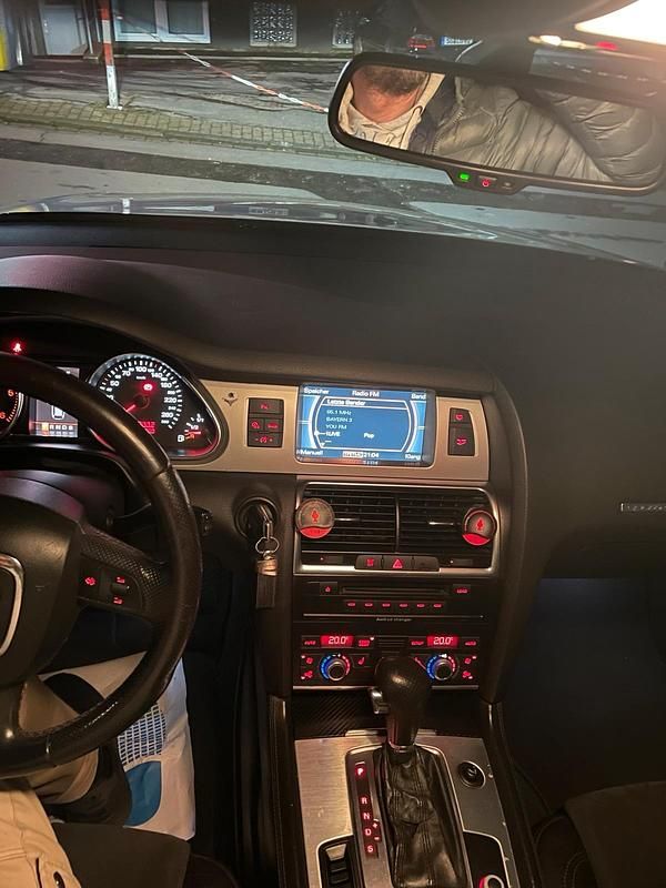 Gebraucht Audi Q7 Ambiente 241 PS (177 kW) 2009 Silber SUV