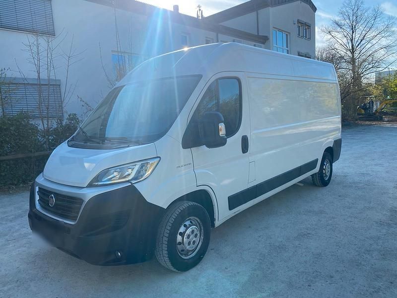 Gebraucht Fiat Ducato 130 PS (95 kW) 2019 Weiß Van