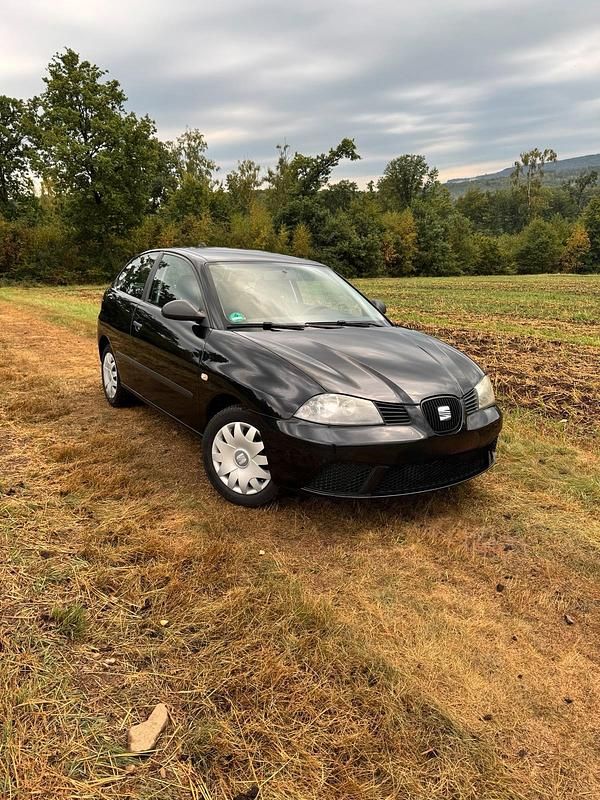 Schwarz Gebraucht 2008 Seat Ibiza Limousine | 1.499 € (Guter Preis) - Bild 1/4