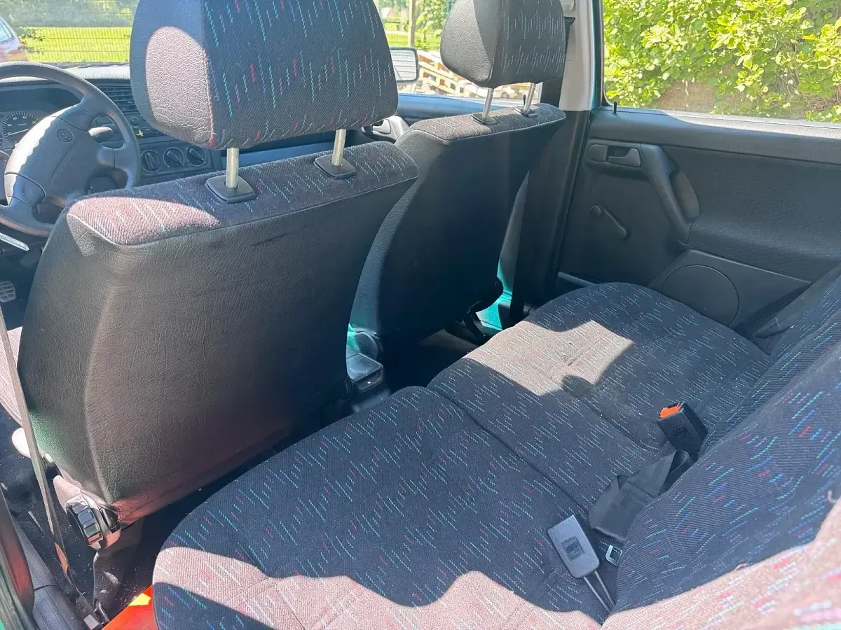 Gebraucht VW Golf III 60 PS (44 kW) 1994 Grün Kleinwagen