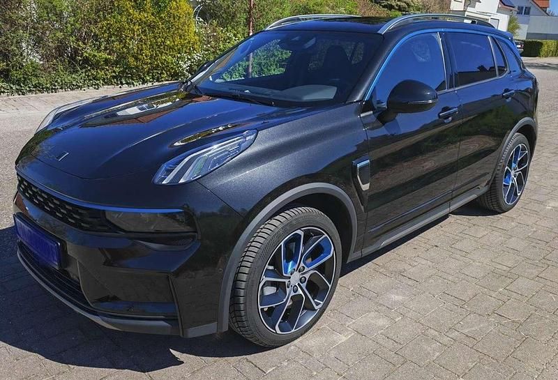 Schwarz Gebraucht 2023 Lynk & Co 01 SUV | 28.999 € (Etwas zu teuer) - Bild 1/4