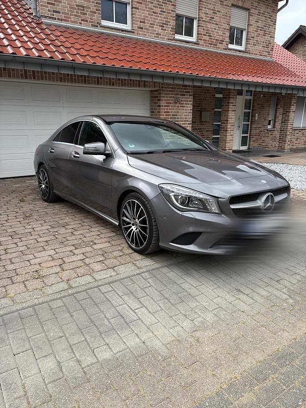 Gebraucht Mercedes CLA200 Urban 2014 Grau Coupé