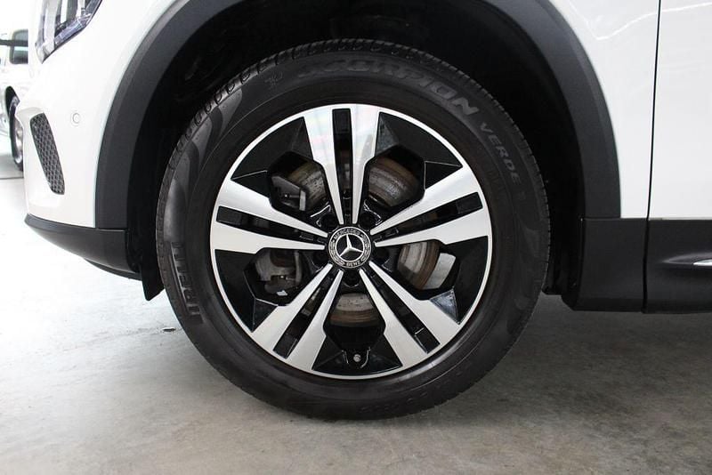 Gebraucht Mercedes GLB200 Progressive 150 PS (110 kW) 2022 Weiß SUV