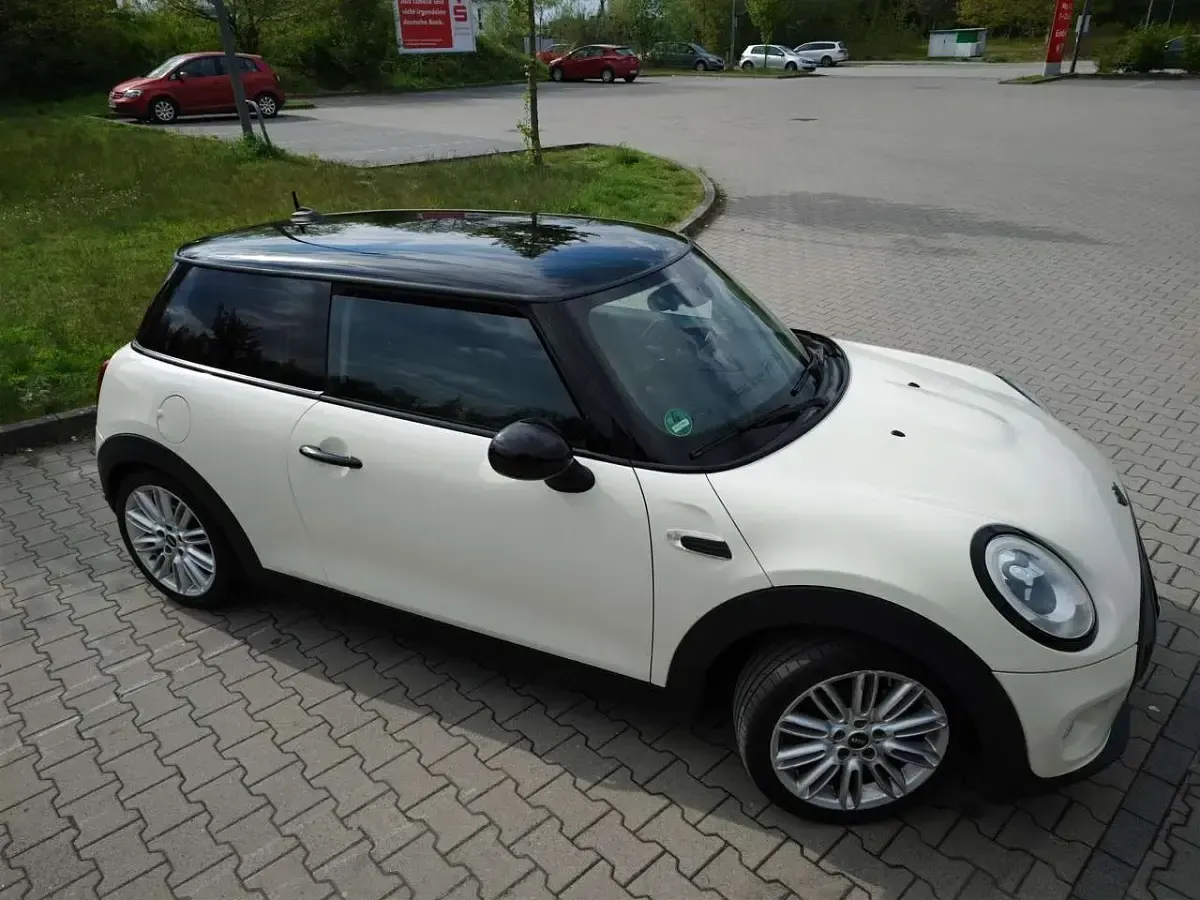 Gebraucht Mini Cooper D Chili 116 PS (85 kW) 2016 Weiß Kleinwagen