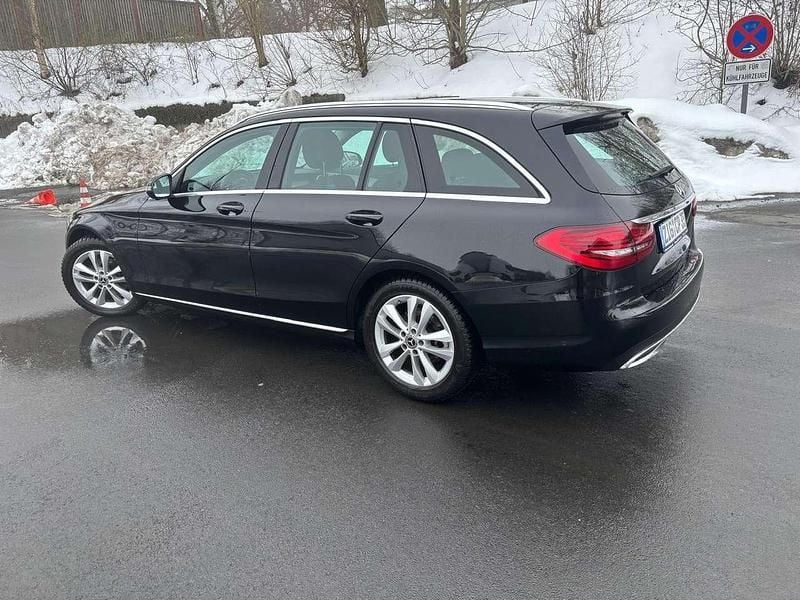 Gebraucht Mercedes C200 Edition 184 PS (135 kW) 2018 Kombi