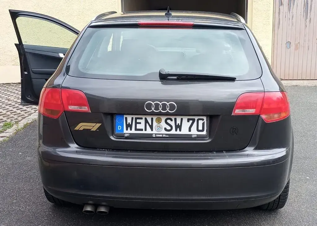 Używany Audi A3 Attraction 105 KM (77 kW) 2008 Szary Hatchback