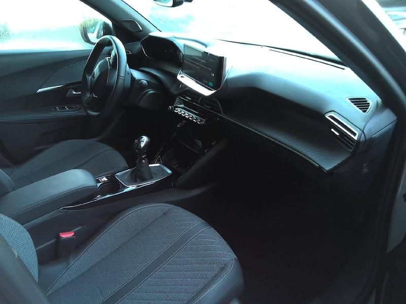 Gebraucht Peugeot 2008 Allure 102 PS (75 kW) 2025 Gris artense SUV