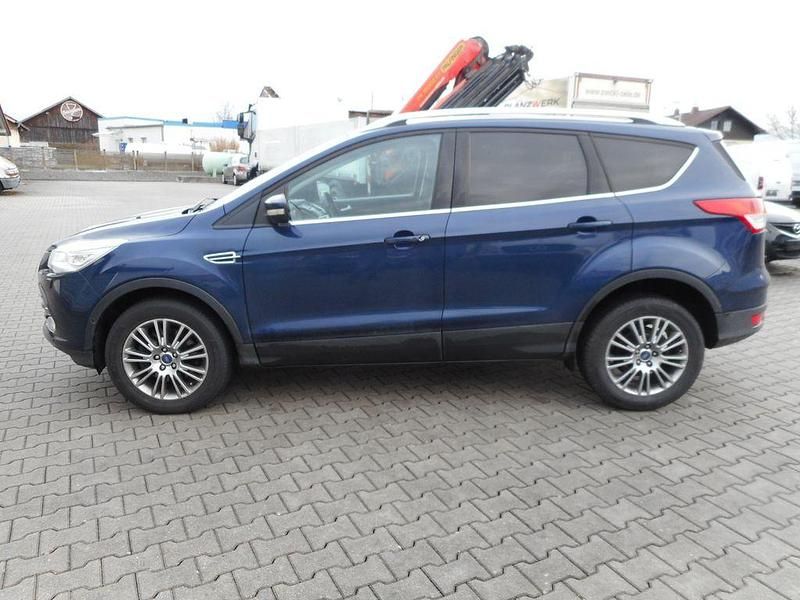 Gebraucht Ford Kuga Titanium 163 PS (119 kW) 2013 Blau SUV