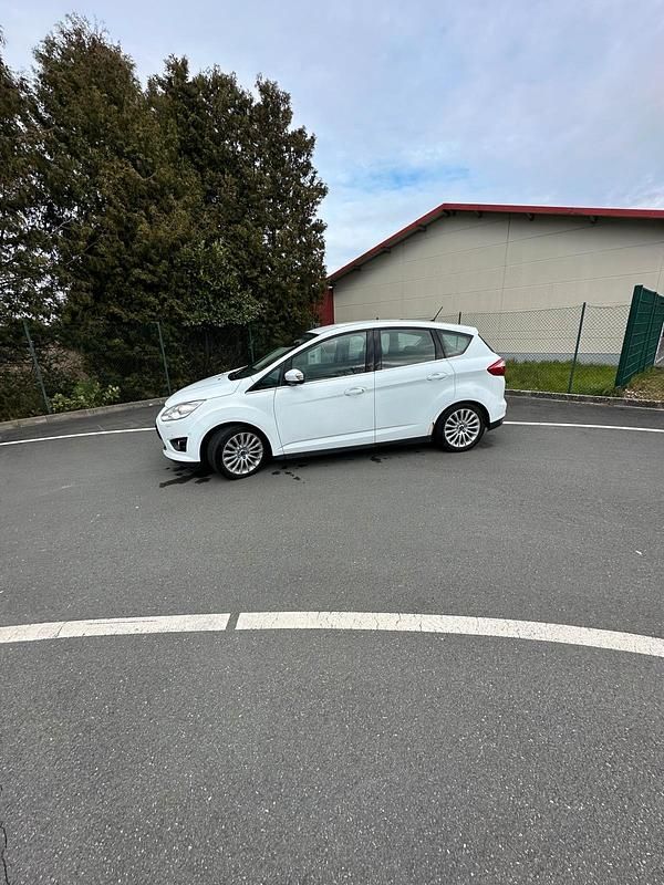 Gebraucht Ford C-MAX 140 PS (102 kW) 2013 Weiß Van / Kleinbus