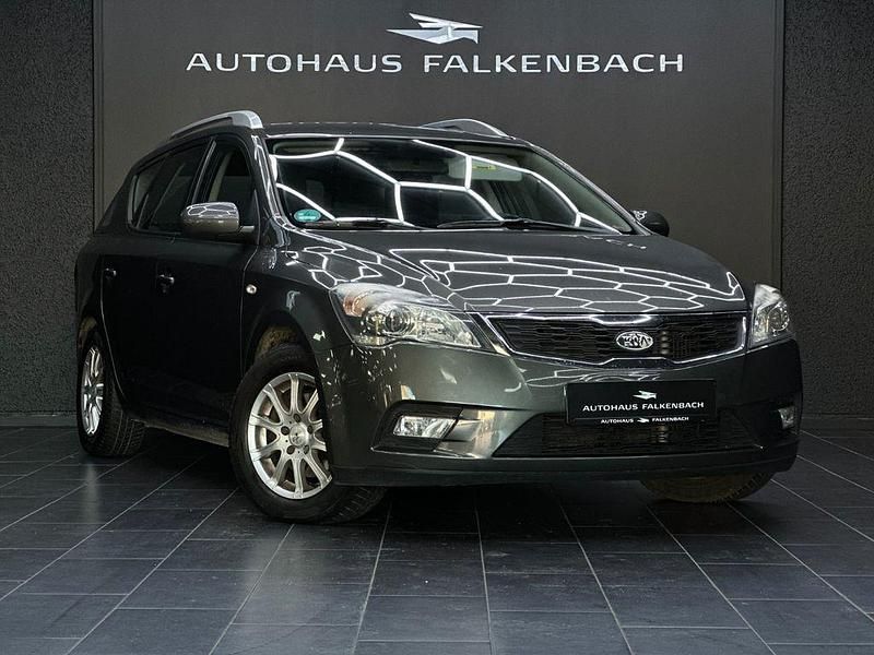 Grau Gebraucht 2012 Kia Ceed Edition 7 Kleinwagen | 3.499 € (Guter Preis) - Bild 1/4