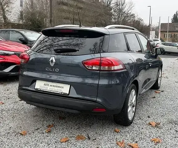 Brugt Renault Clio V 90 HK (66 kW) 2020 Sølv Sedan