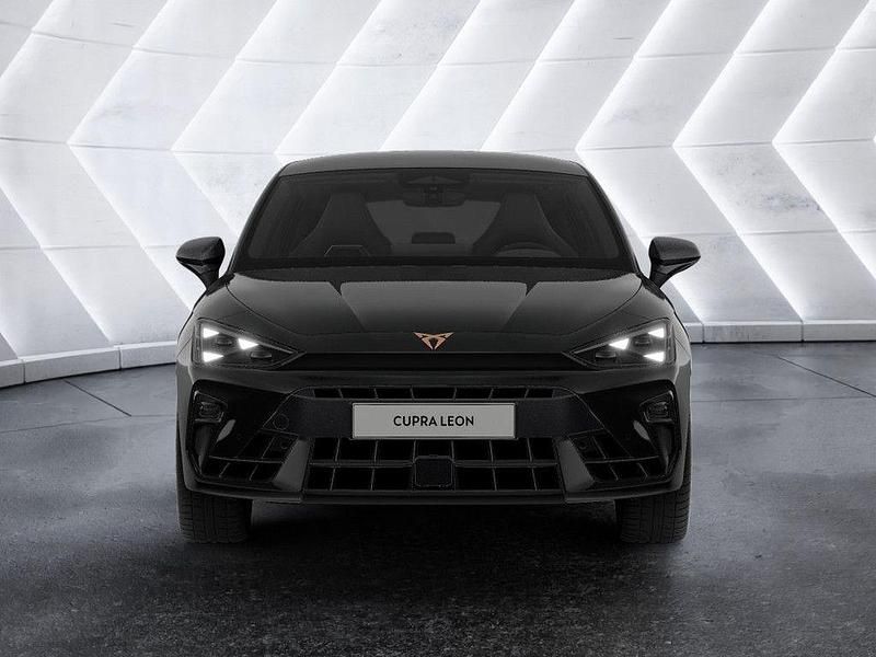 Neu Cupra Leon VZ 272 PS (200 kW) 2025 Midnightblack Limousine