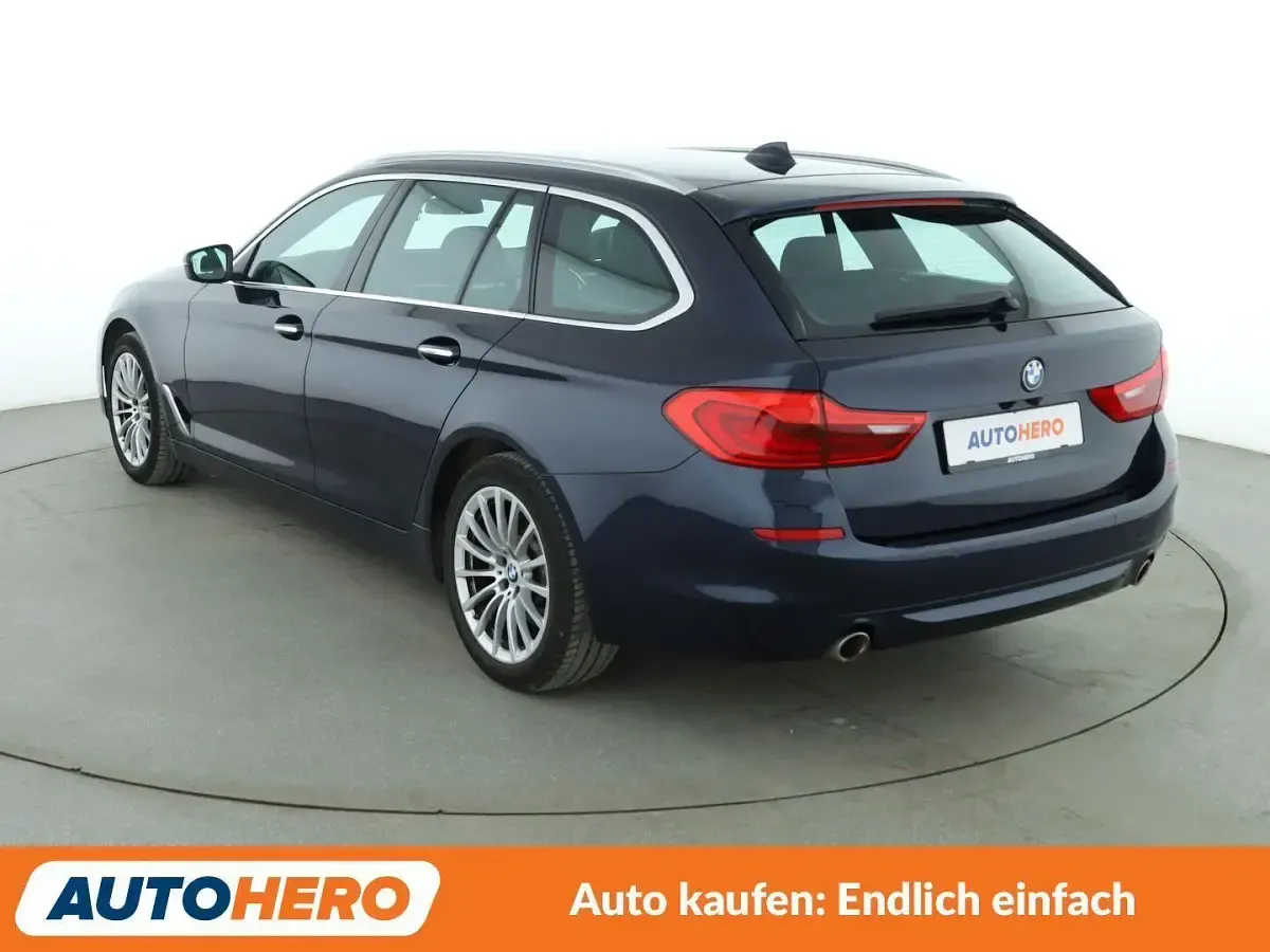 Gebraucht BMW 520 190 PS (139 kW) 2018 Blau Kombi