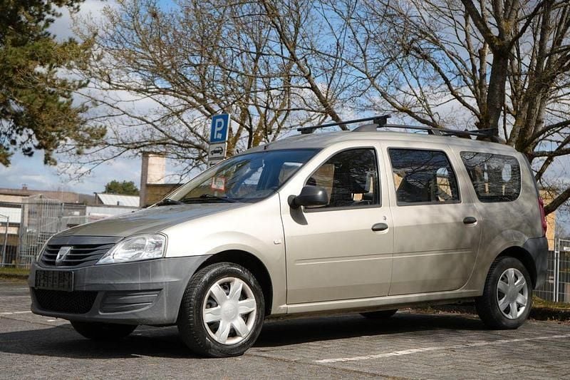 Gebraucht Dacia Logan MCV Basis 75 PS (55 kW) 2009 Grau Kombi
