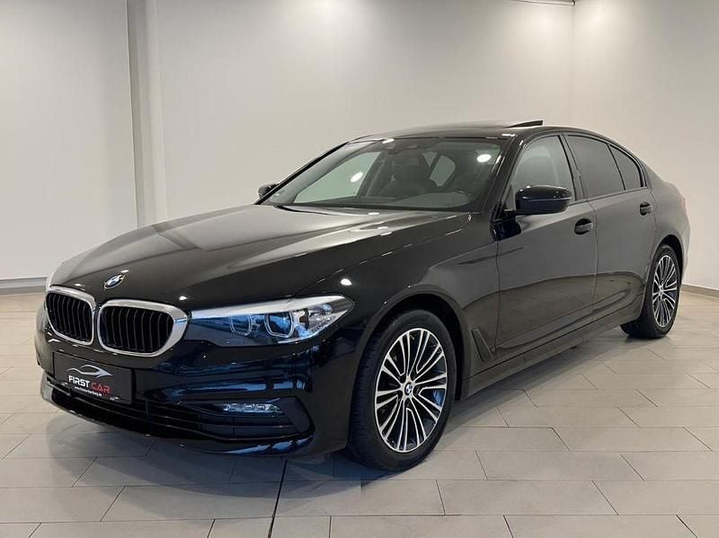 Schwarz Gebraucht 2018 BMW 520 Sport Line Limousine | 25.990 € (Fairer Preis) - Bild 1/4