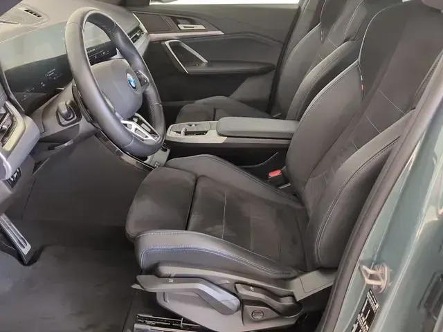 Gebraucht BMW X1 M Sport 136 PS (100 kW) 2023 Grün SUV