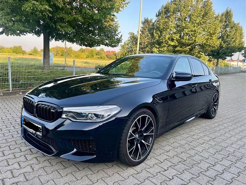 Schwarz Gebraucht 2018 BMW M5 Performance Limousine | 53.890 € (Guter Preis) - Bild 1/4