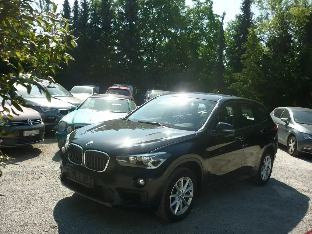 Gebraucht BMW X1 Advantage 136 PS (100 kW) 2017 Schwarz SUV