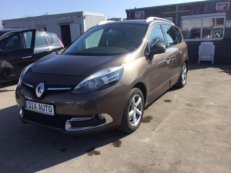 Gebraucht Renault Scénic III Dynamique 116 PS (85 kW) 2014 Braun Van / Kleinbus