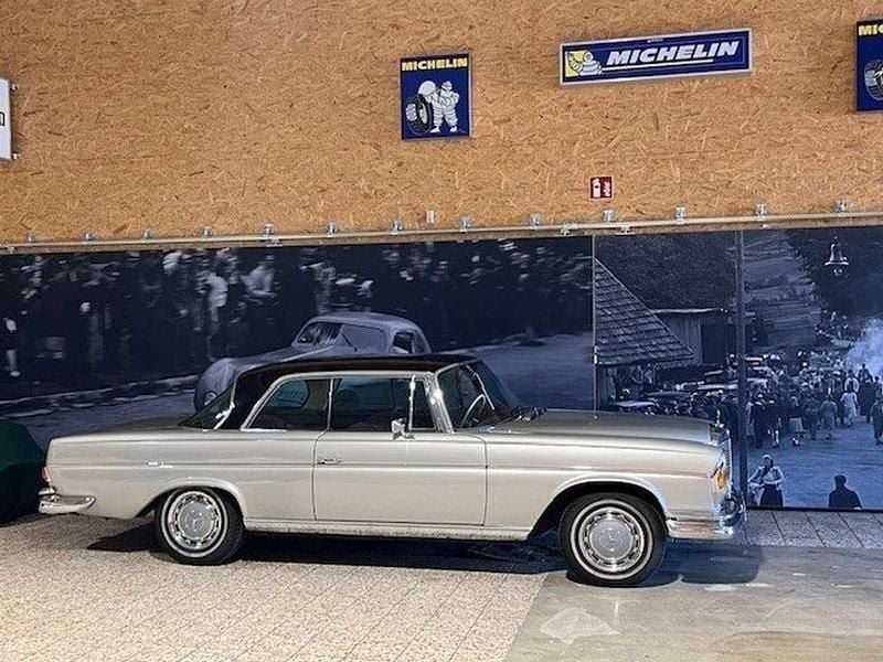 Gebraucht Mercedes W111 SE 160 PS (117 kW) 1968 Silber Coupé