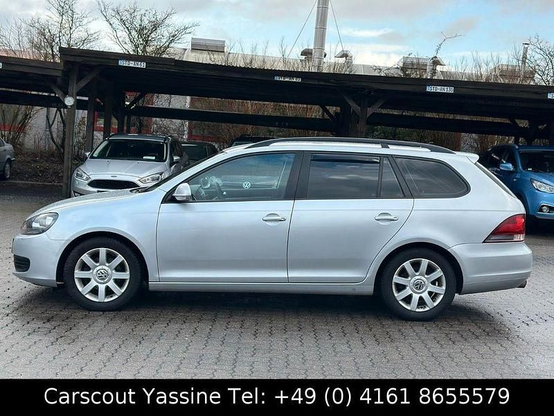 Gebraucht VW Golf VI Trendline 105 PS (77 kW) 2012 Silber Kleinwagen