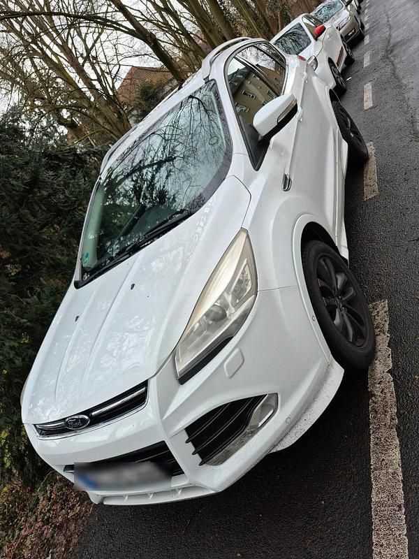 Gebraucht Ford Kuga Individual 150 PS (110 kW) 2014 Weiß SUV