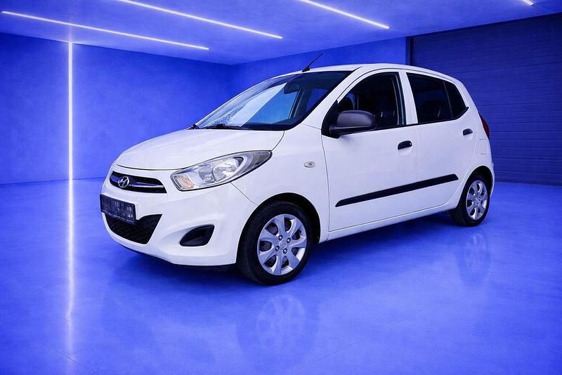 Gebraucht Hyundai i10 Classic 69 PS (50 kW) 2012 Weiß Kleinwagen