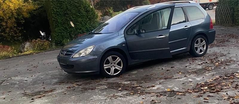 Grau Gebraucht 2004 Peugeot 307 Kombi | 599 € (Superpreis) - Bild 1/3