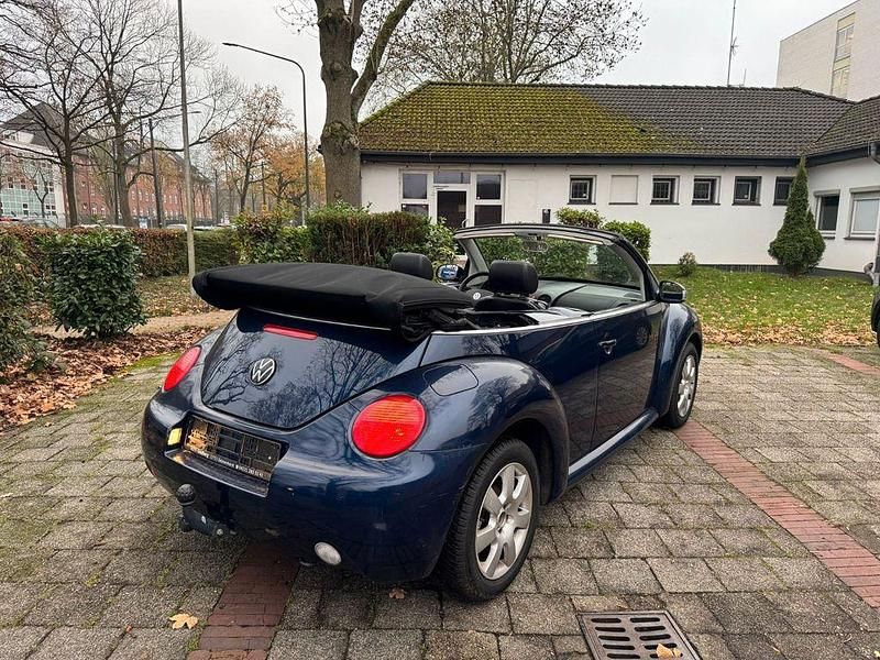 Gebraucht VW Beetle Cabriolet 116 PS (85 kW) 2003 Blau Cabrio