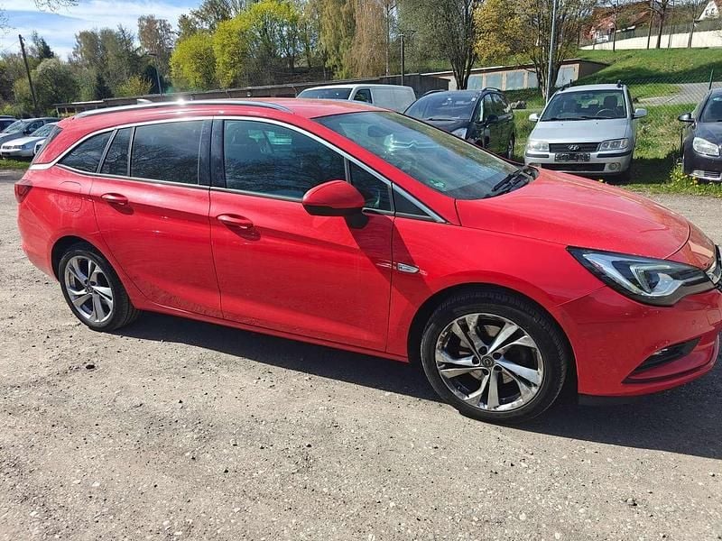 Gebraucht Opel Astra Dynamic 160 PS (117 kW) 2016 Power rot/traffic red ral3020 Kombi