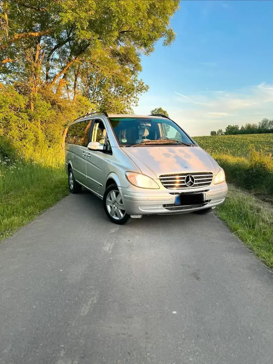 Gebraucht Mercedes Viano 150 PS (110 kW) 2006 Silber Van / Kleinbus