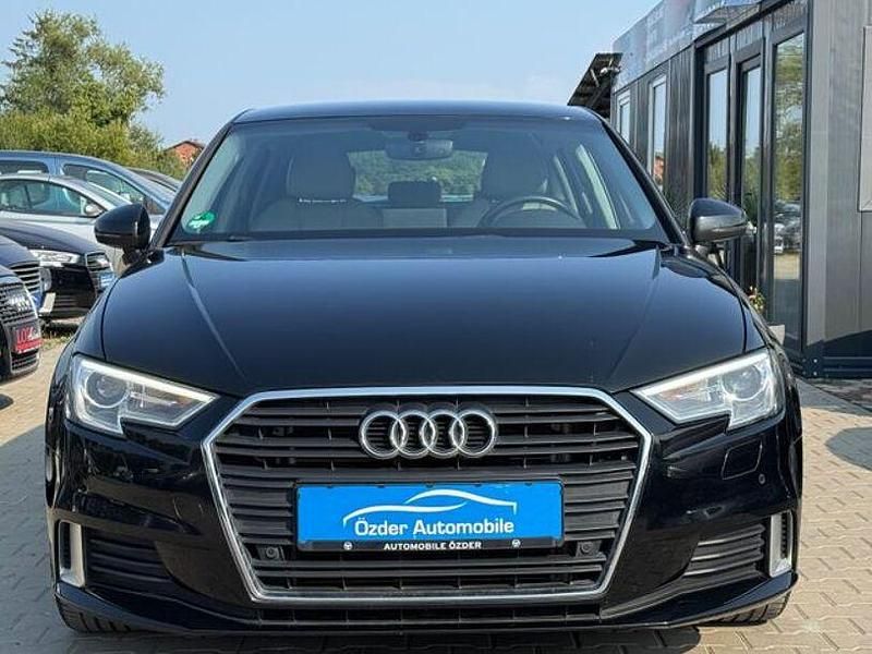 Gebraucht Audi A3 Sport 150 PS (110 kW) 2017 Schwarz Limousine
