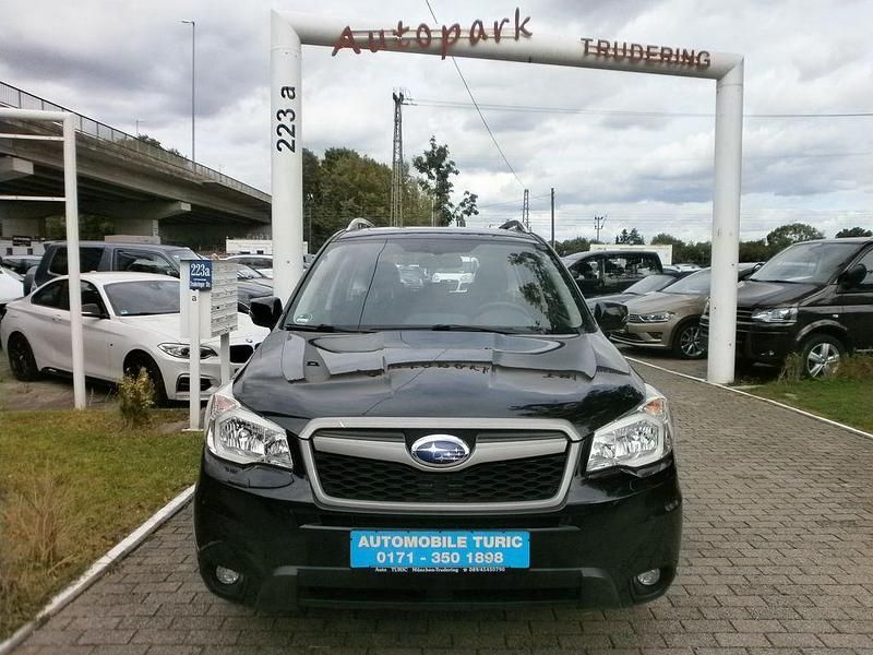 Schwarz Gebraucht 2015 Subaru Forester Exclusive+ SUV | 14.500 € (Etwas zu teuer) - Bild 1/4