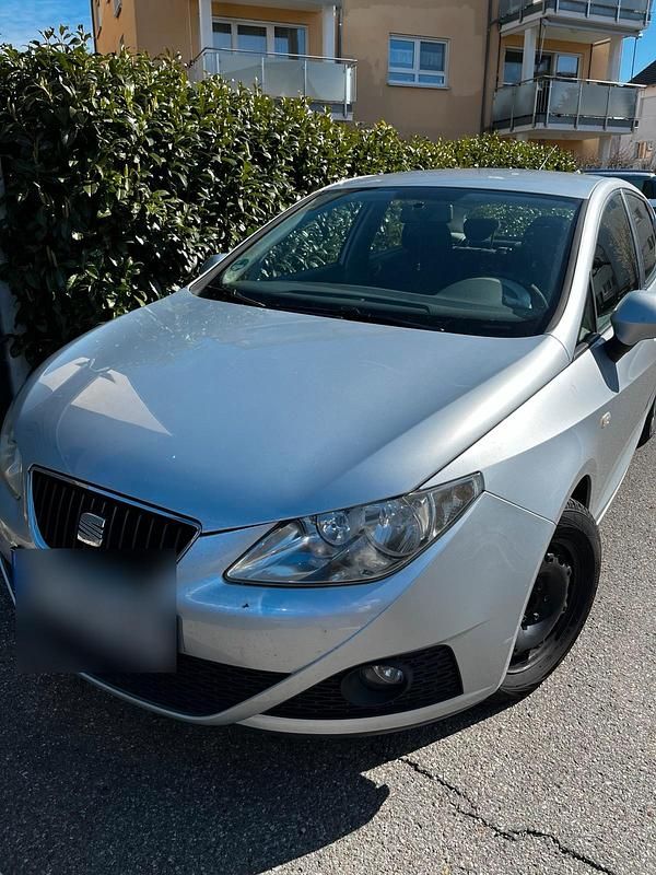 Gebraucht Seat Ibiza 85 PS (62 kW) 2011 Silber Kleinwagen
