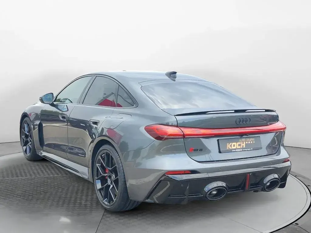 Neu Audi RS5 Sport 640 PS (470 kW) 2026 Daytonagrau perleffekt Limousine