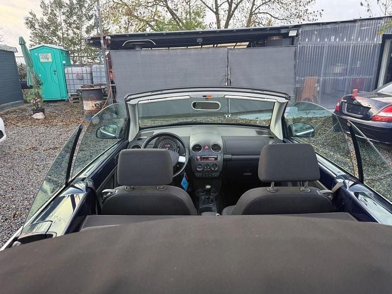Gebraucht VW New Beetle Cabriolet Highline 102 PS (75 kW) 2006 Blau Cabrio