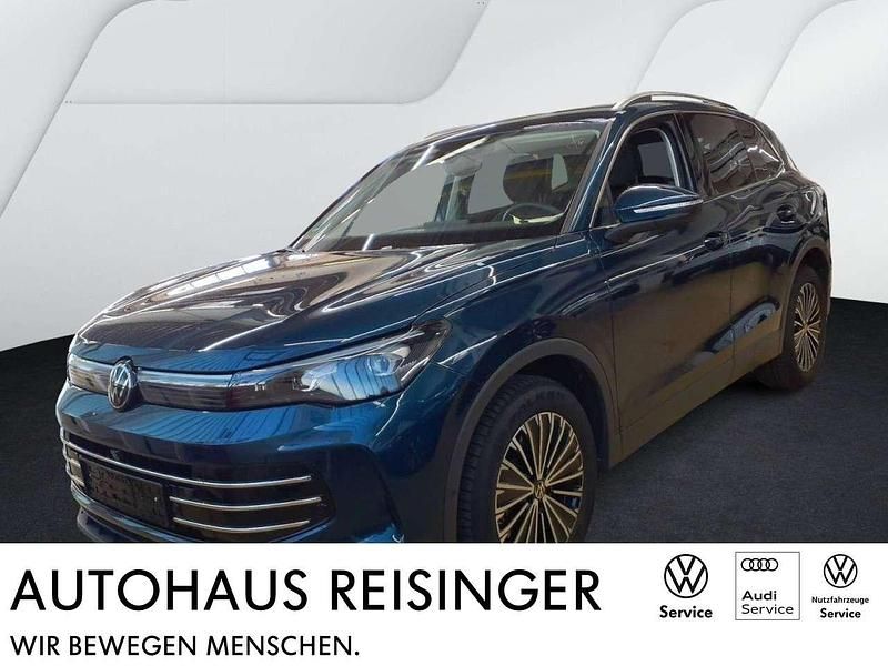Nightshade blue (blau) Gebraucht 2024 VW Tiguan Elegance SUV | 39.990 € (Etwas zu teuer) - Bild 1/4