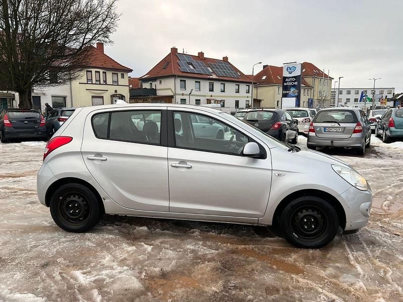 Gebraucht 2012 Hyundai i20 Classic Kleinwagen | 1.499 € (Superpreis) - Bild 1/4