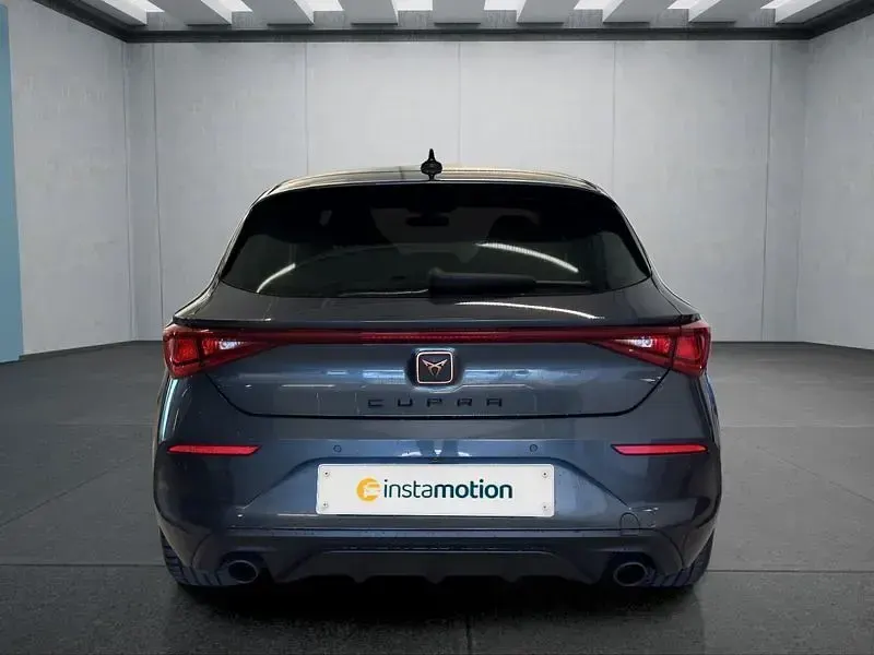 Usata Cupra Leon 245 CV (180 kW) 2023 Grigio Utilitaria