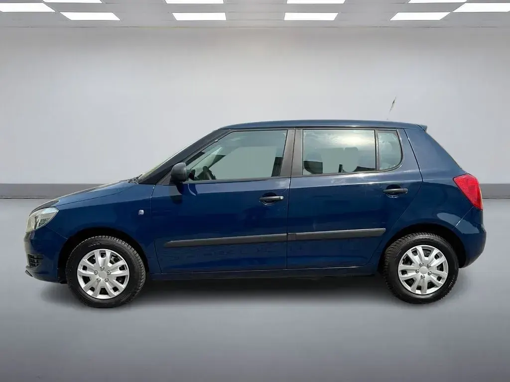 Brugt Skoda Fabia 60 HK (44 kW) 2011 Blå Sedan
