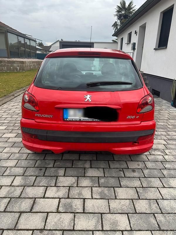 Gebraucht Peugeot 206+ 60 PS (44 kW) 2011 Rot Kleinwagen