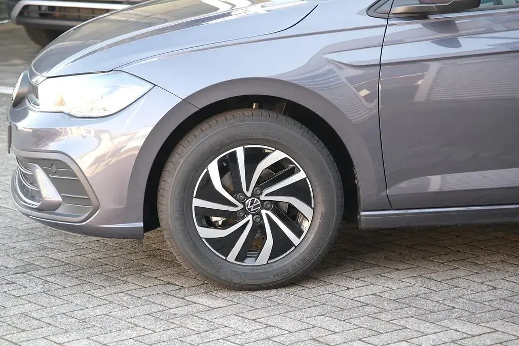 Neu VW Polo Life 95 PS (69 kW) 2026 Grau Kleinwagen