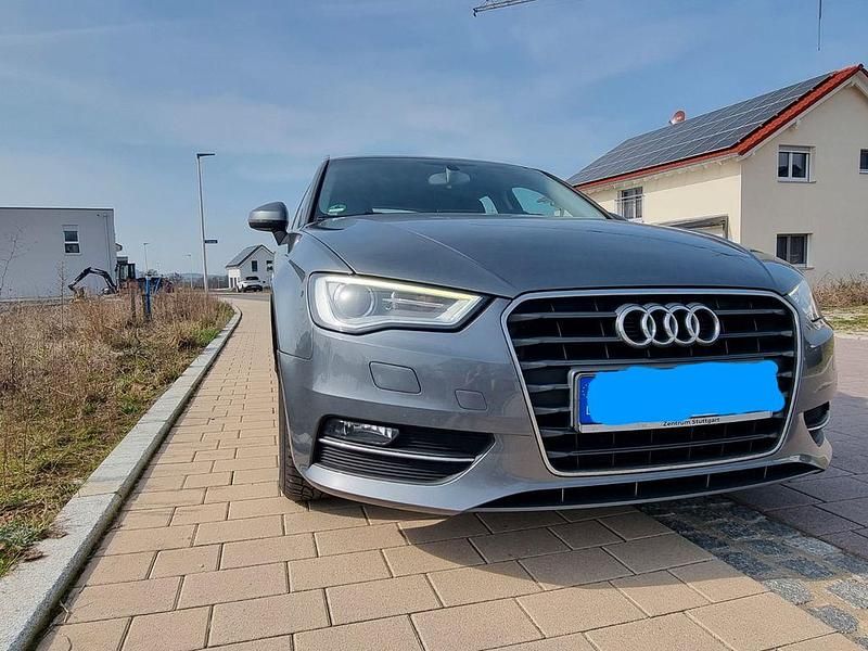 Gebraucht Audi A3 Ambition 122 PS (89 kW) 2013 Grau Limousine