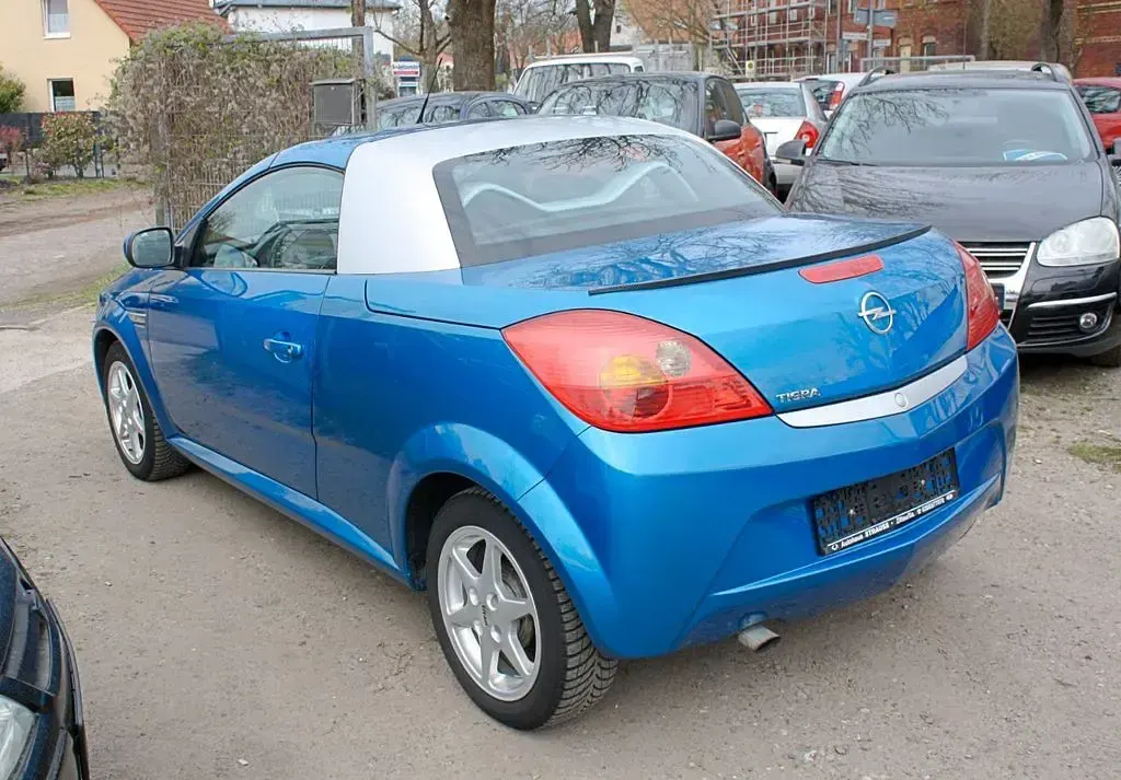 Gebraucht Opel Tigra Edition 90 PS (66 kW) 2007 Blau Cabrio