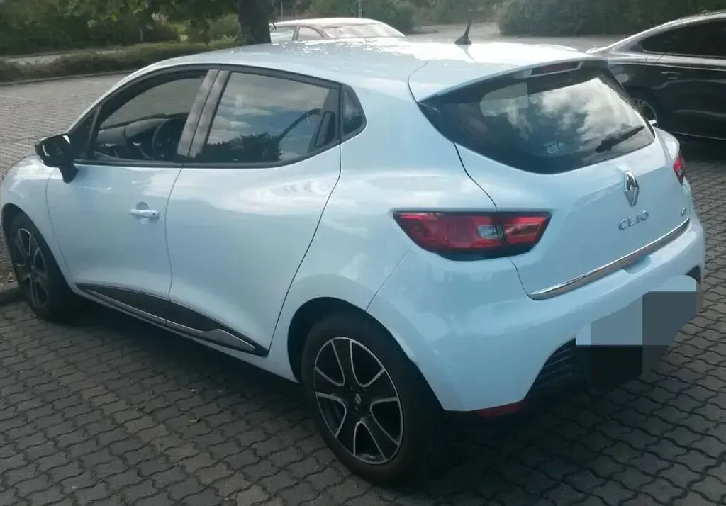 Gebraucht Renault Clio Dynamique 90 PS (66 kW) 2015 Weiß Limousine