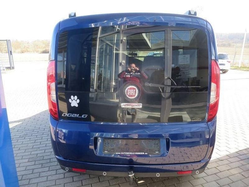 Gebraucht Fiat Doblò 140 PS (102 kW) 2022 Blau Van / Kleinbus