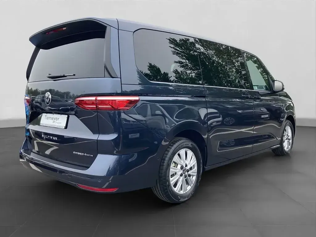 Ny VW Multivan 245 HK (180 kW) 2026 Blå MPV