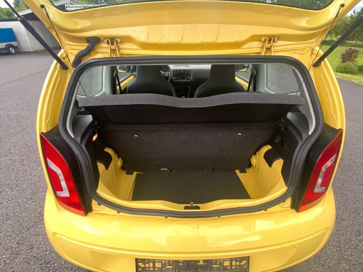Gebraucht VW up! 60 PS (44 kW) 2016 Gelb Kleinwagen